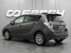 Минивэн Toyota Verso 2011 года, 1299000 рублей, Воронеж