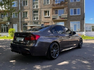 Фото