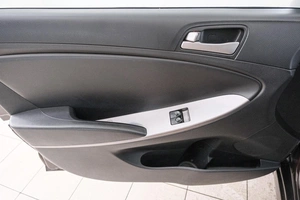 Седан Hyundai Solaris 2014 года, 679000 рублей, Красноярск