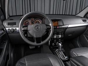Хетчбэк Opel Astra 2010 года, 519000 рублей, Тюмень