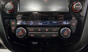 Внедорожник Nissan X-Trail 2015 года, 1670000 рублей, Красноярск