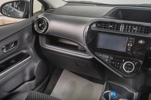 Хетчбэк Toyota Aqua 2017 года, 1449000 рублей, Томск