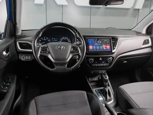 Седан Hyundai Solaris 2017 года, 1250000 рублей, Тюмень