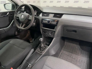 Лифтбек Skoda Rapid 2017 года, 987000 рублей, Красноярск