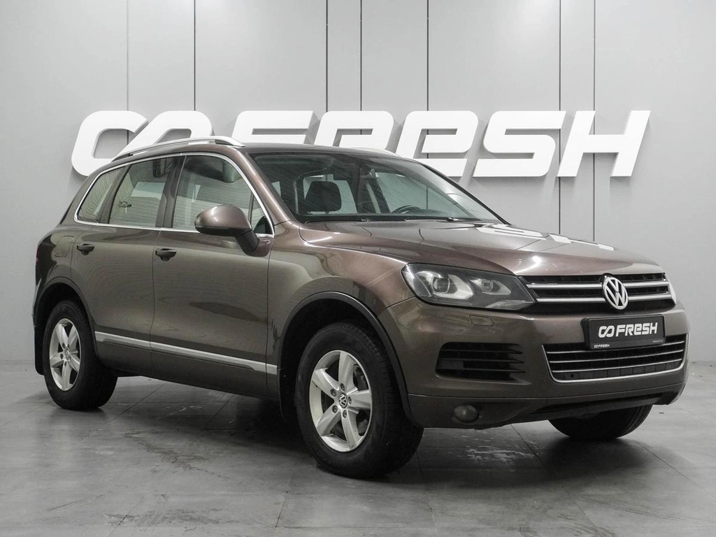 Внедорожник Volkswagen Touareg 2012 года, 2035000 рублей, Воронеж