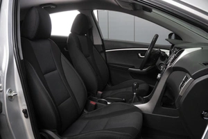 Хетчбэк Hyundai i30 2016 года, 1090000 рублей, Омск