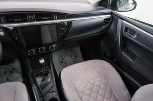Седан Toyota Corolla 2015 года, 1149000 рублей, Красноярск