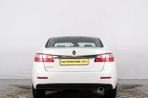 Седан Renault Latitude 2011 года, 819000 рублей, Красноярск