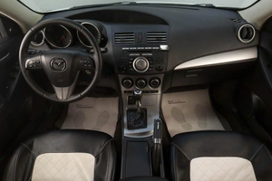 Хетчбэк Mazda 3 2011 года, 899000 рублей, Челябинск