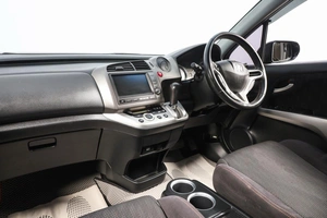 Минивэн Honda Stream 2011 года, 1299000 рублей, Новосибирск