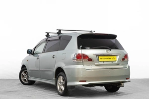Минивэн Toyota Ipsum 2001 года, 689000 рублей, Барнаул