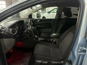 Хетчбэк Ford Focus 2010 года, 630000 рублей, Ачинск