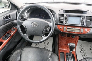 Седан Toyota Camry 2004 года, 899000 рублей, Красноярск