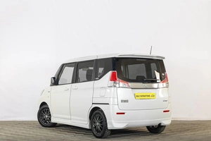 Минивэн Mitsubishi Delica D2 2016 года, 1369000 рублей, Тюмень