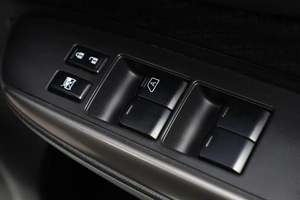 Хетчбэк Nissan Note 2013 года, 899000 рублей, Новосибирск