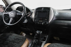 Внедорожник Toyota RAV4 2004 года, 899000 рублей, Новокузнецк