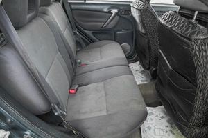 Внедорожник Toyota RAV4 2004 года, 849000 рублей, Барнаул