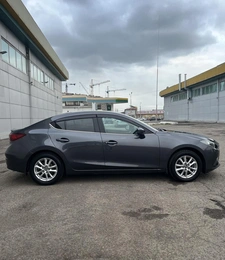 Седан Mazda Axela 2014 года, 1150000 рублей, Красноярск