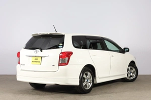 Универсал Toyota Corolla Fielder 2010 года, 1299000 рублей, Новосибирск