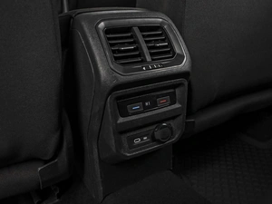 Внедорожник Volkswagen Tiguan 2021 года, 2390000 рублей, Ставрополь