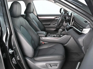 Внедорожник Toyota Highlander 2025 года, 5990000 рублей, Аксай