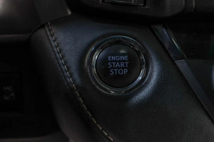 Внедорожник Toyota RAV4 2018 года, 2719000 рублей, Челябинск