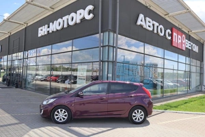 Хэтчбек Hyundai Solaris 2012 года, 990000 рублей, Мирное