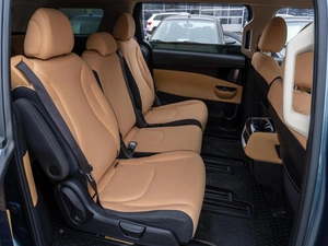 Минивэн Kia Carnival 2021 года, 3699000 рублей, Саратов