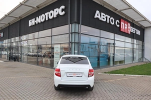 Седан ВАЗ (LADA) Granta 2021 года, 800000 рублей, Мирное