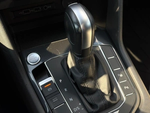 Внедорожник Volkswagen Tiguan 2019 года, 2519000 рублей, Ижевск