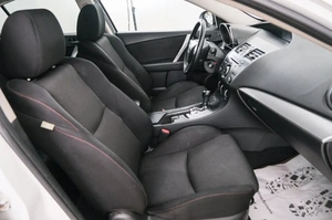 Седан Mazda 3 2013 года, 849000 рублей, Красноярск