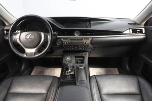 Седан Lexus ES 2013 года, 2400000 рублей, Новосибирск