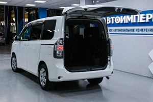 Минивэн Toyota Voxy 2008 года, 1198000 рублей, Солонцы