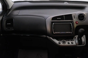 Минивэн Honda Stream 2009 года, 1419000 рублей, Омск