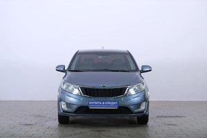 Седан Kia Rio 2014 года, 1319000 рублей, Омск