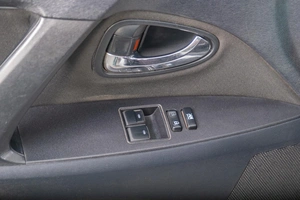 Седан Toyota Avensis 2009 года, 939000 рублей, Томск