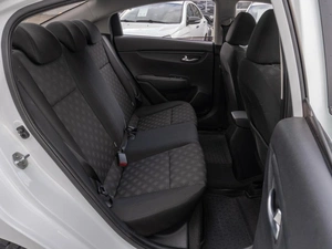 Седан Kia Rio 2017 года, 1179000 рублей, Саратов