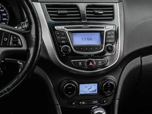 Седан Hyundai Solaris 2014 года, 999000 рублей, Кирилловка