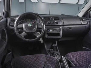Хетчбэк Skoda Fabia 2011 года, 680000 рублей, Ростов-на-Дону