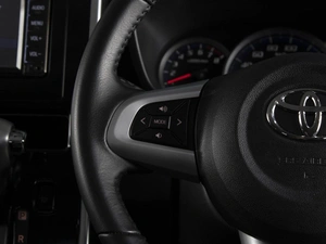 Хетчбэк Toyota Tank 2019 года, 1350000 рублей, Омск