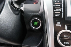 Седан Toyota Camry 2011 года, 1589000 рублей, Красноярск