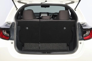 Хетчбэк Toyota Yaris 2020 года, 1199000 рублей, Новосибирск