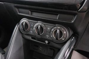 Хетчбэк Mazda Demio 2015 года, 1099000 рублей, Красноярск