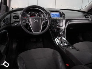 Седан Opel Insignia 2011 года, 799000 рублей, Воронеж