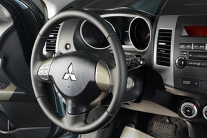 Внедорожник Mitsubishi Outlander 2008 года, 1199000 рублей, Тюмень