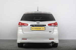 Минивэн Toyota Wish 2011 года, 1379000 рублей, Томск