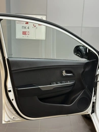 Седан Kia Rio 2013 года, 997000 рублей, Красноярск