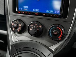 Хетчбэк Toyota Ractis 2011 года, 1080000 рублей, Красноярск