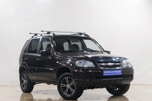 Внедорожник Chevrolet Niva 2011 года, 559000 рублей, Новокузнецк