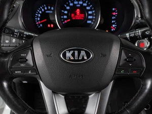 Седан Kia Rio 2014 года, 979000 рублей, Тюмень